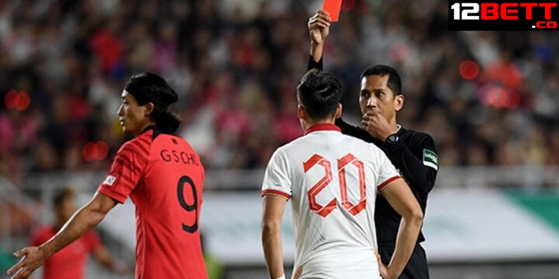 Những tình huống dẫn đến thẻ đỏ trực tiếp Những tình huống dẫn đến thẻ đỏ trực tiếp